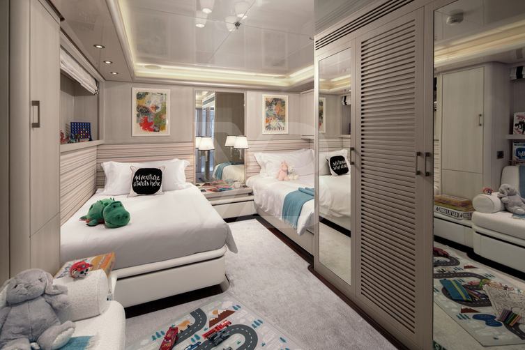 Eternity yacht interior 14