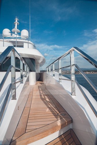 Seasense yacht exterior 46