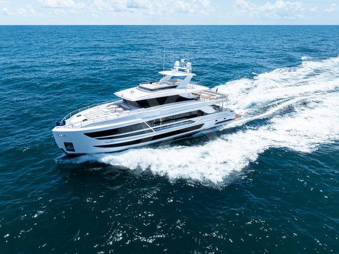 Horizon FD100 /911 yacht exterior 19