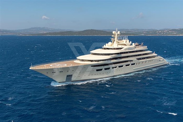 Dilbar yacht exterior 10