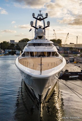 Ambassador yacht exterior 10