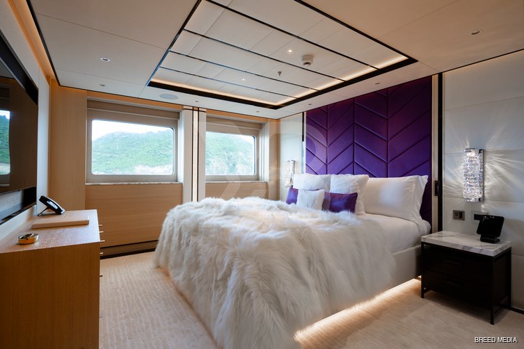 Asia yacht interior 44