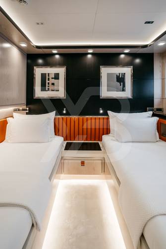 Heeus yacht interior 24