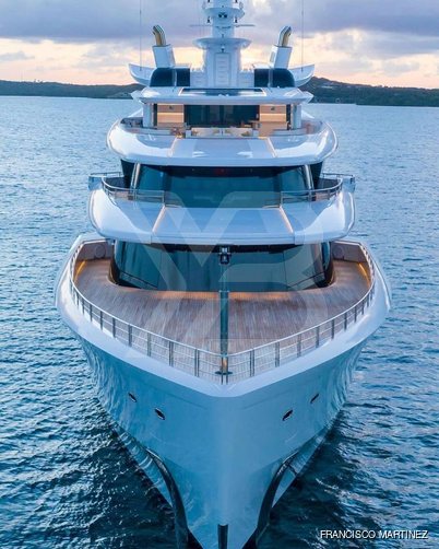 Artefact yacht exterior 3