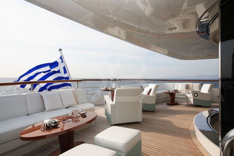 Sunday yacht interior 5