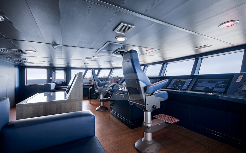 Hodor yacht interior 23