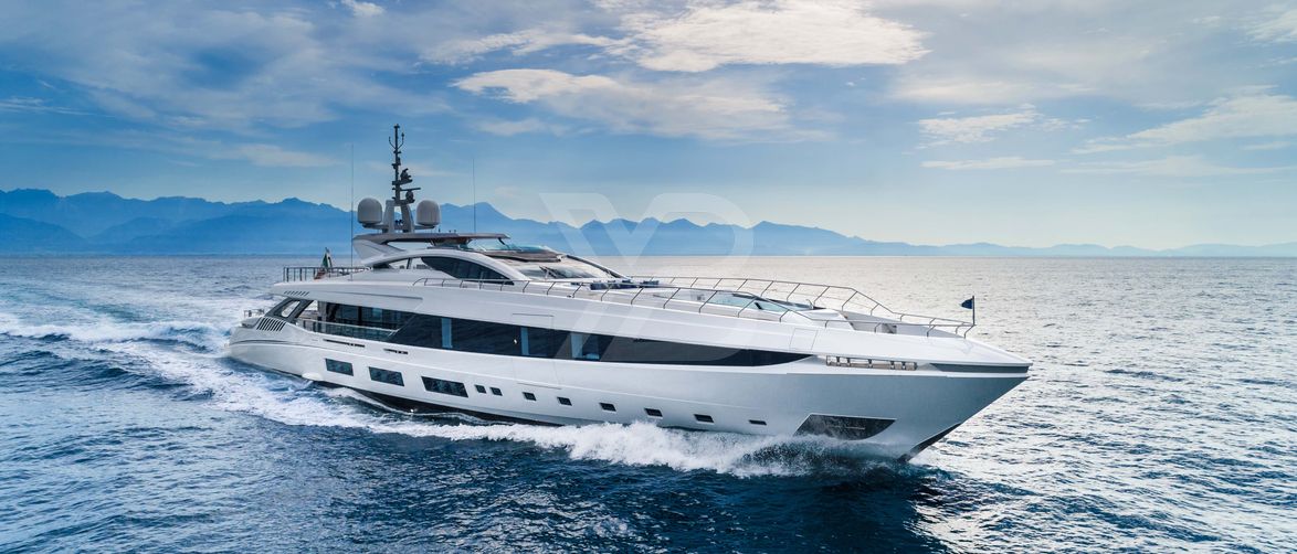 Re Leone yacht exterior 2