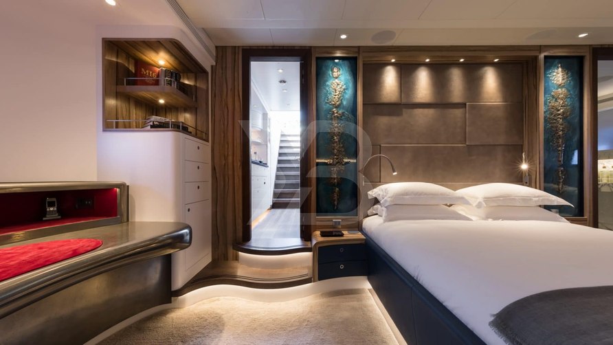 Ngoni yacht interior 12