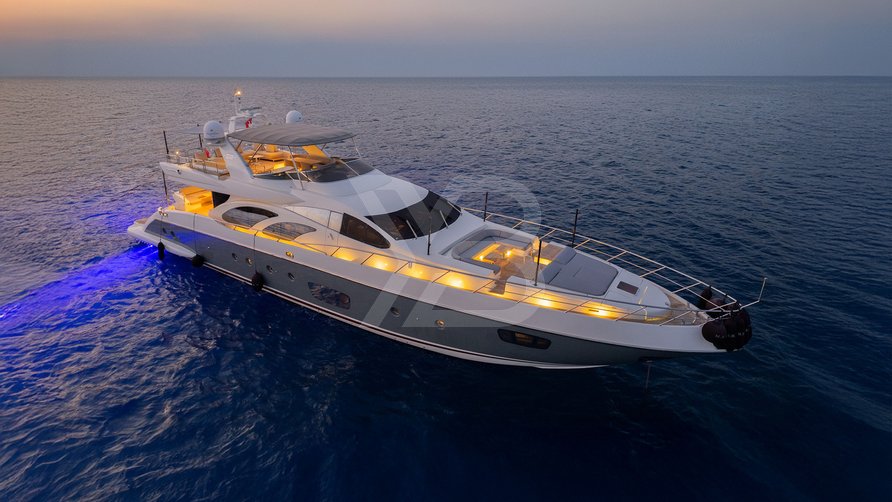 M.E.H yacht exterior 2