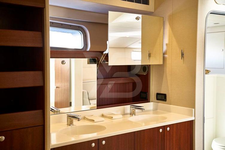 Iceberg yacht interior 40