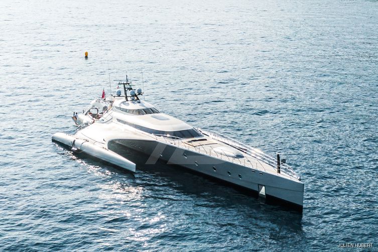 Galaxy of Happiness yacht exterior 3