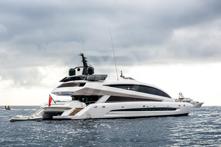 Buccara Sea Falcon I yacht exterior 15
