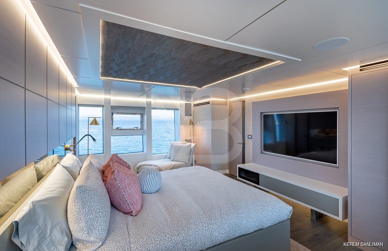 Orpheus yacht interior 7