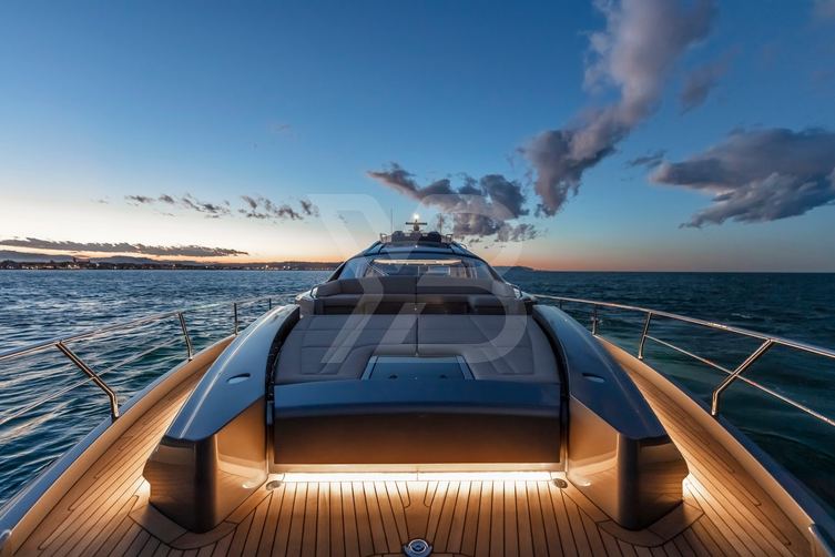 Beyond yacht exterior 4