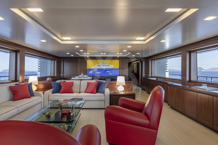 Crowbridge yacht interior 19