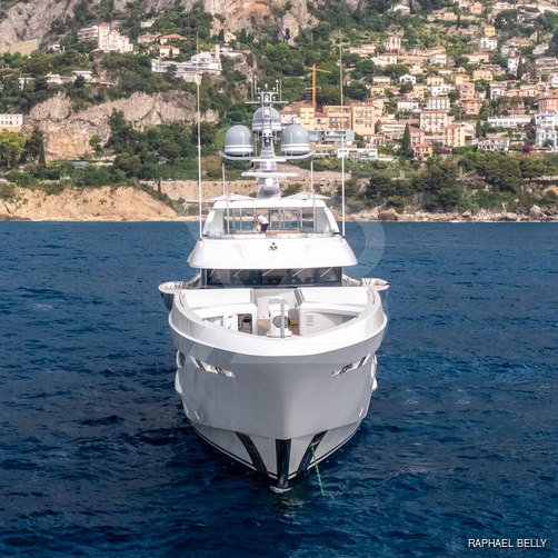 Galvas yacht exterior 11