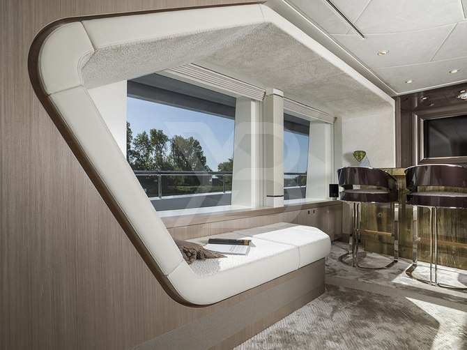 Irisha yacht interior 13