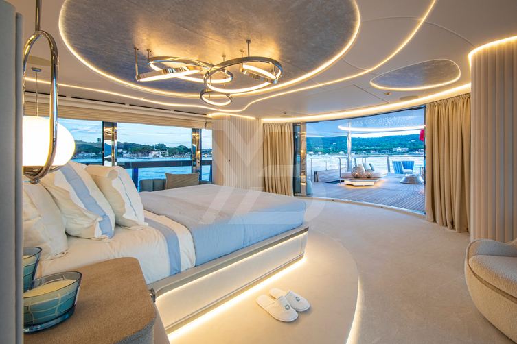 Oceanbird yacht interior 20