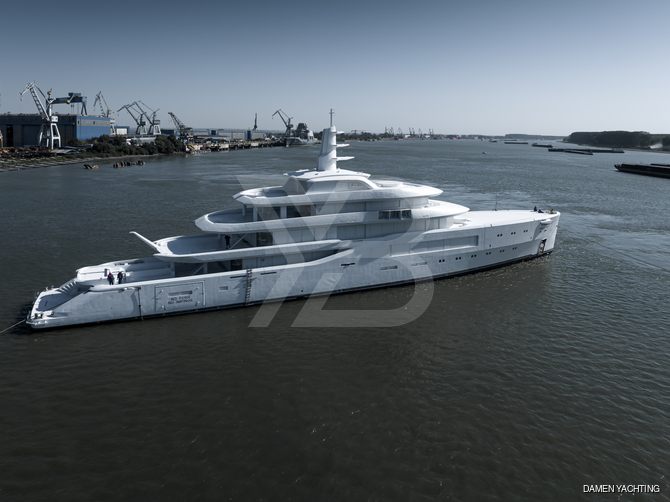 Pangea yacht exterior 14