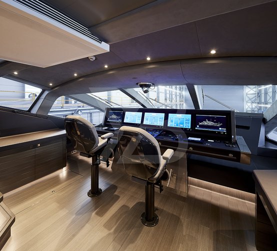 Irisha yacht interior 29