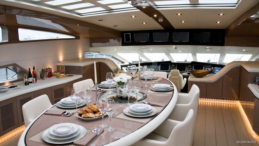 RL Noor yacht interior 7