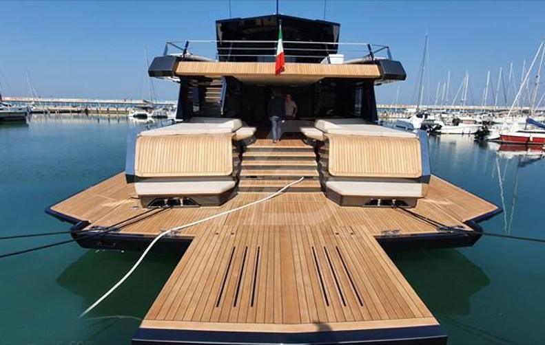 Lone Wolf yacht exterior 3