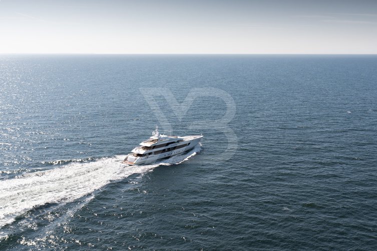 Solemates yacht exterior 3