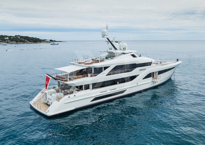 Somnium yacht exterior 13