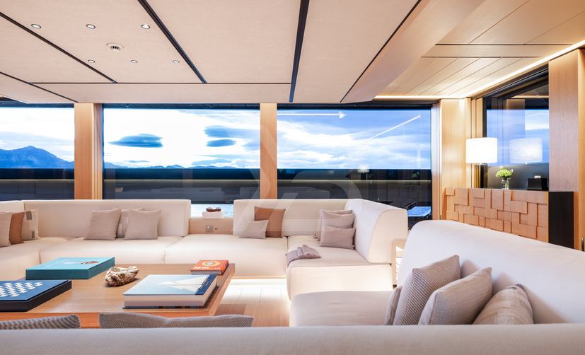 San yacht interior 84