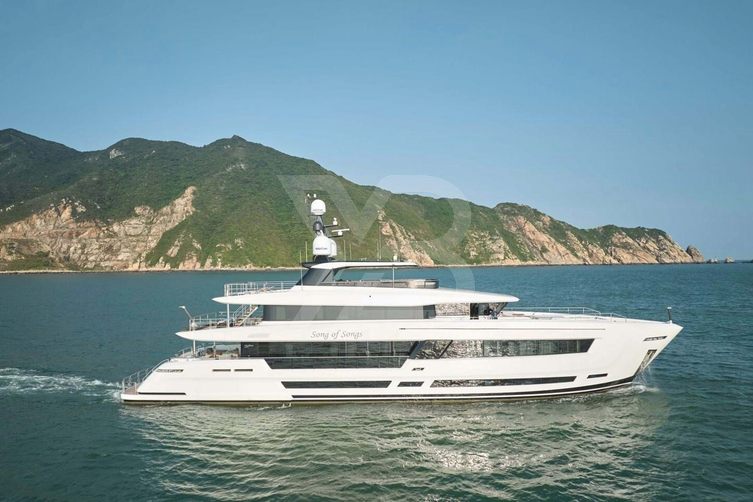 Song of Songs yacht exterior 4