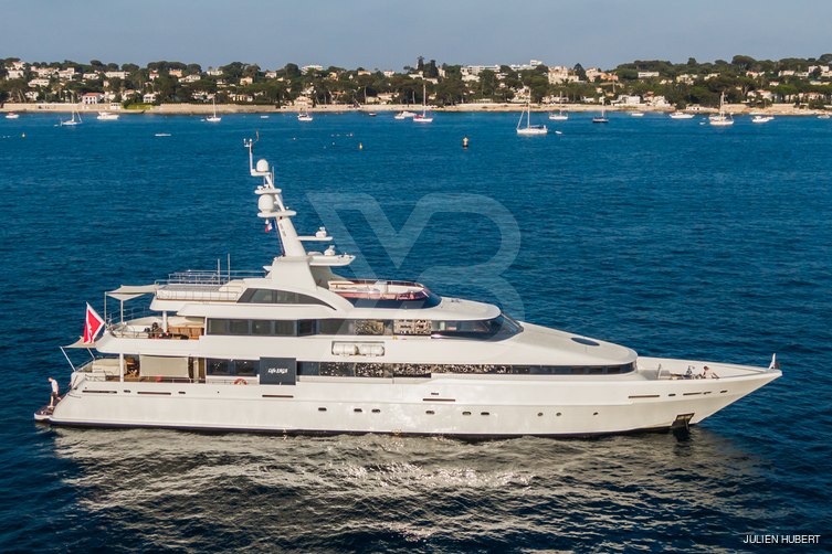 Puerto Rico yacht exterior 2