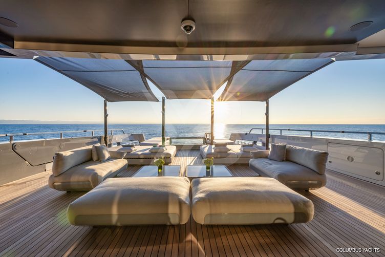 Big Naan yacht exterior 5