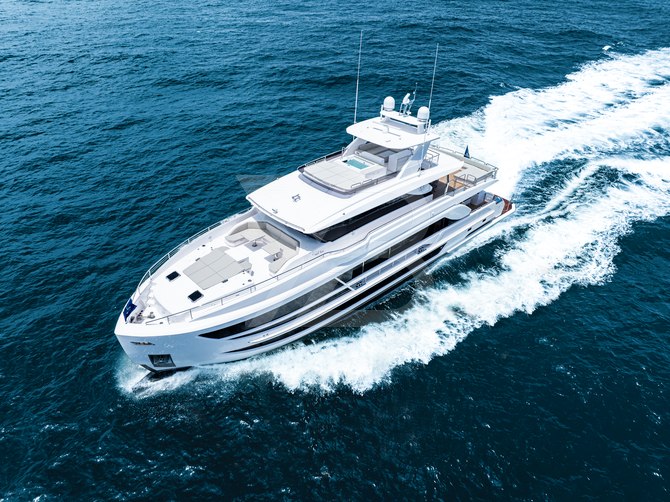 Horizon FD100 /911 yacht exterior 20