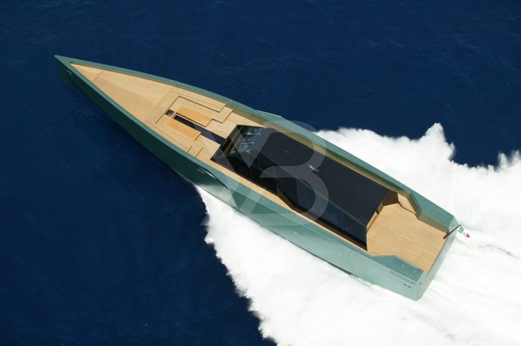 Galeocerdo yacht exterior 2