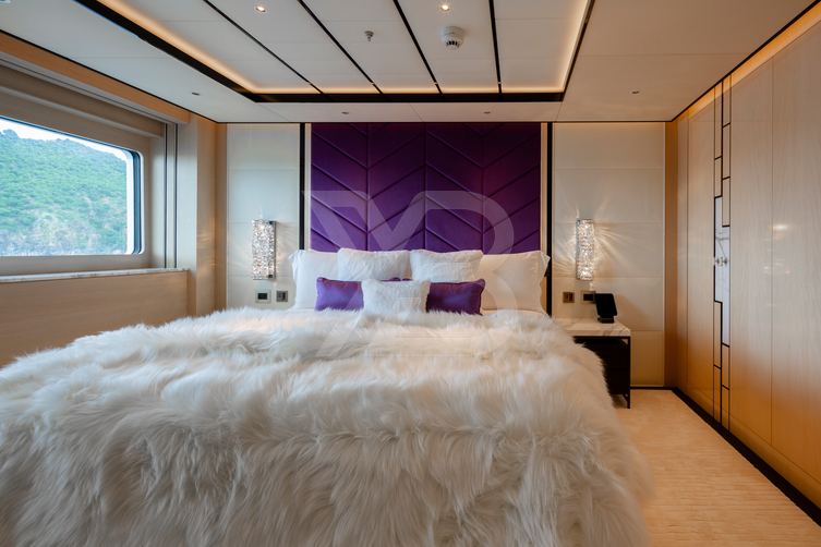 Asia yacht interior 45