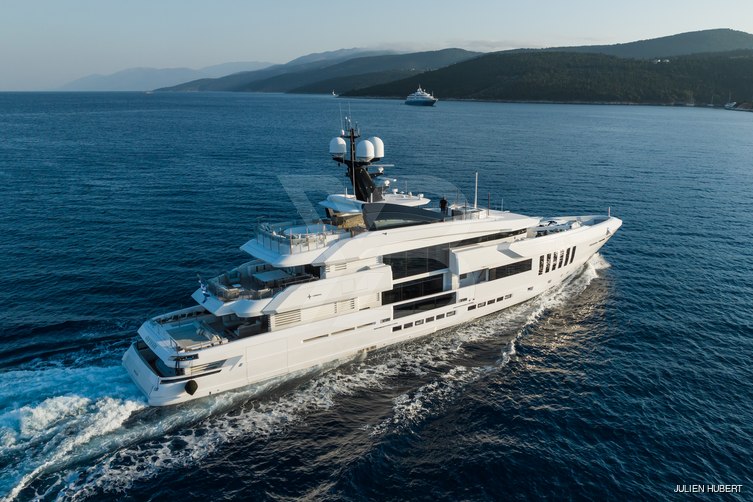 Ouranos yacht exterior 12