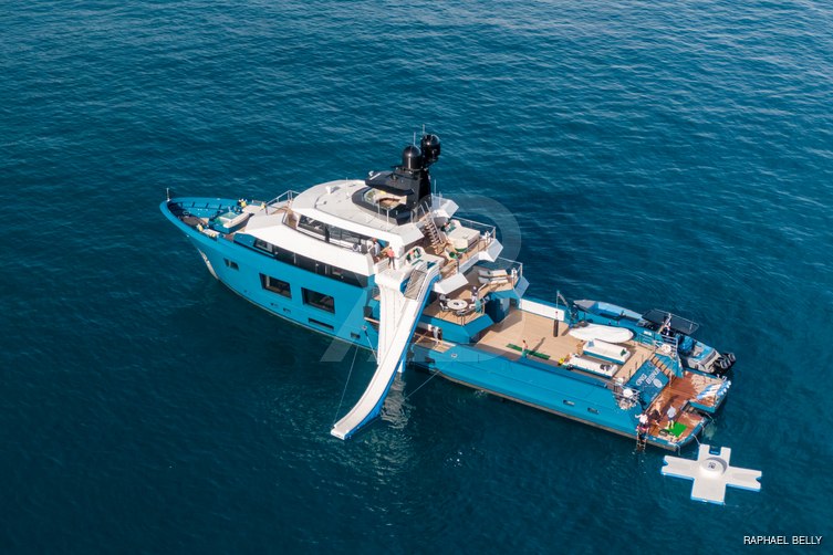 King Benji yacht exterior 2