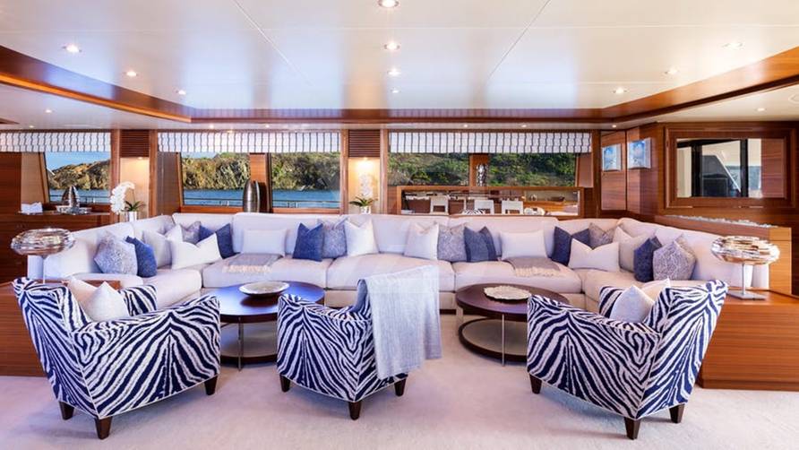 Balista yacht interior 8