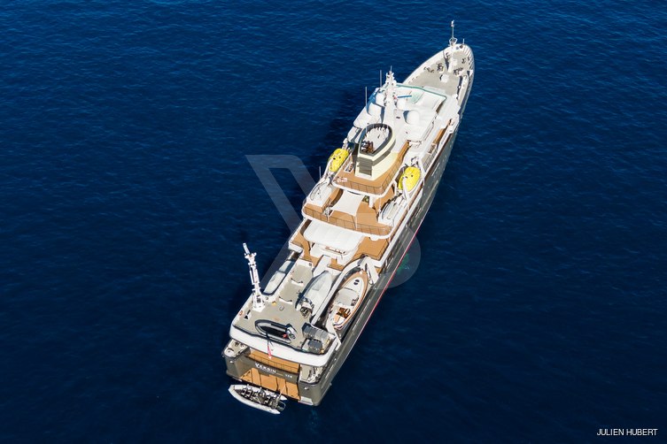 Yersin yacht exterior 5