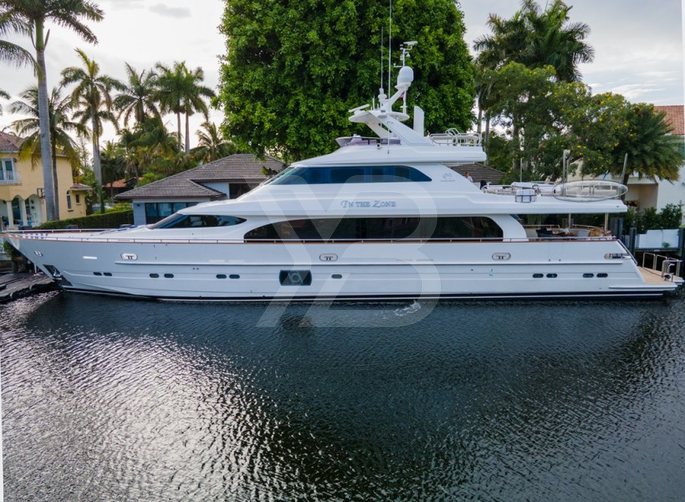 In the Zone yacht exterior 2