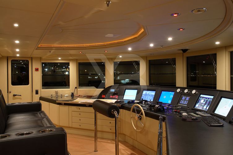 Sunday yacht interior 18