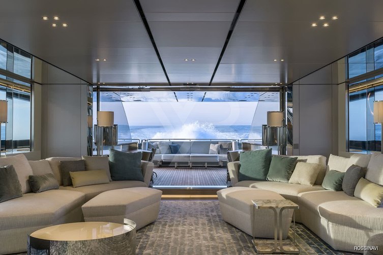 Flying Dagger III yacht interior 8