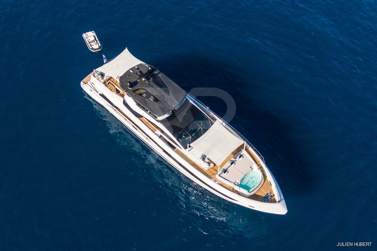 Artemis yacht exterior 8