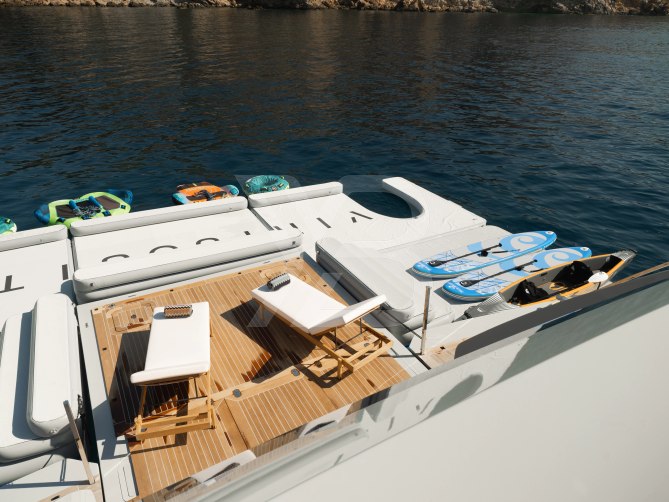 Virtuosity yacht exterior 12