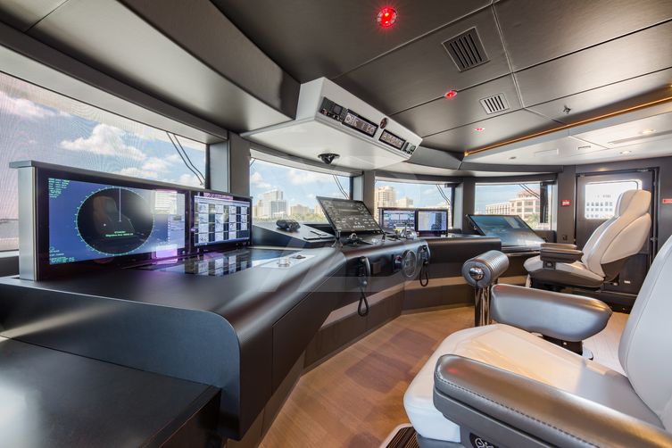 Spectre yacht interior 39