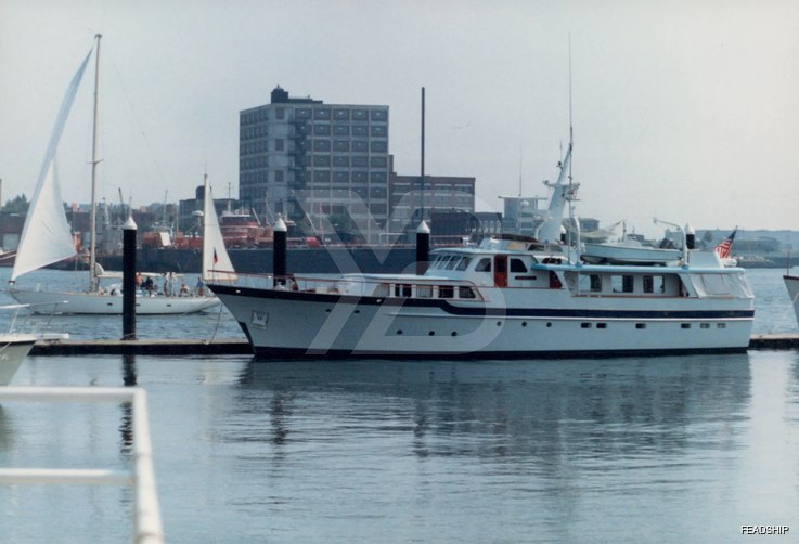 Calypso yacht exterior 2