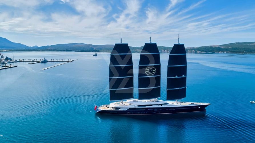 Black Pearl yacht exterior 10