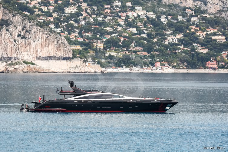 Black Legend yacht exterior 5