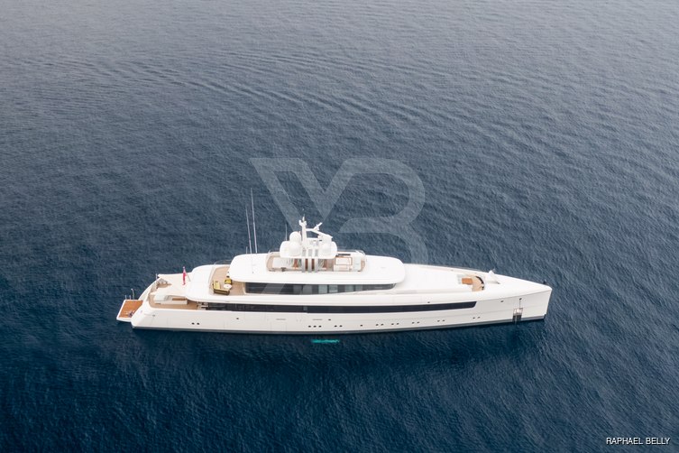 Najiba yacht exterior 4