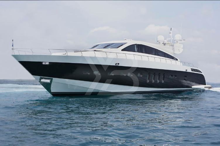 Venture yacht exterior 3